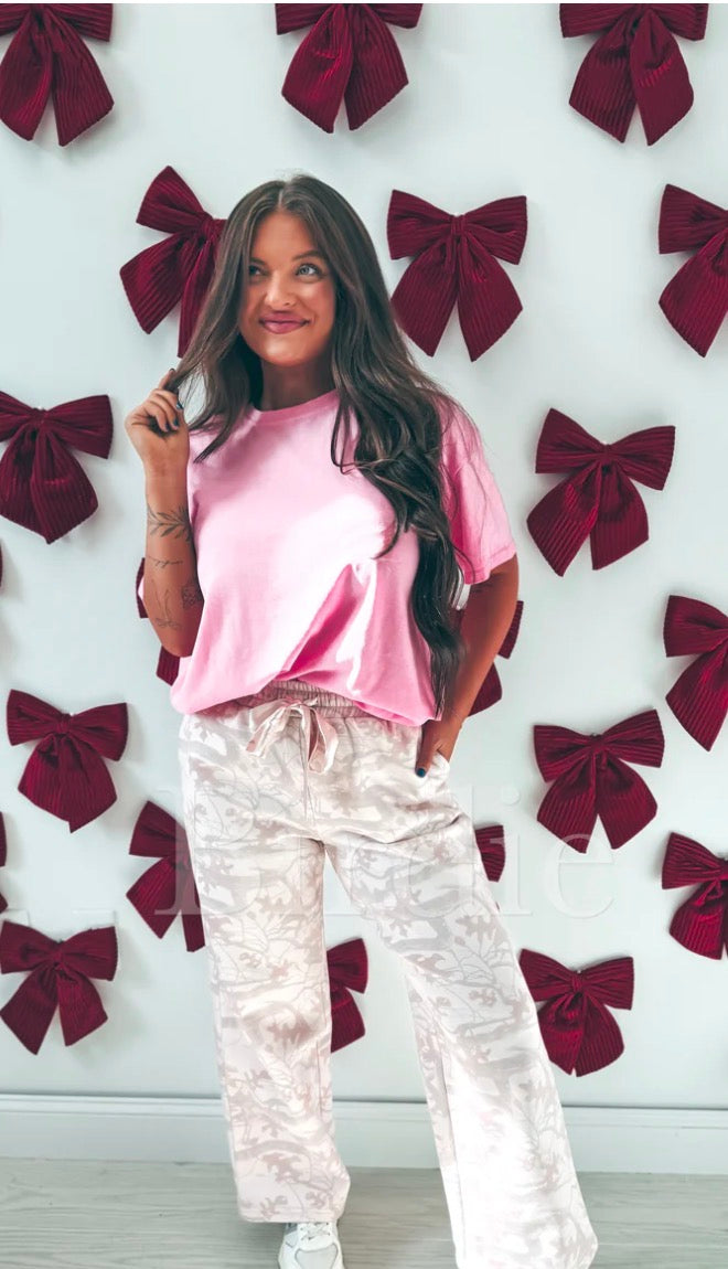 Relaxed Boyfriend Tee in Pink