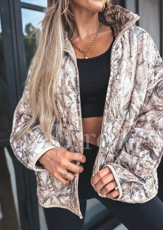 Cozy Cloud Jacket in dark camo