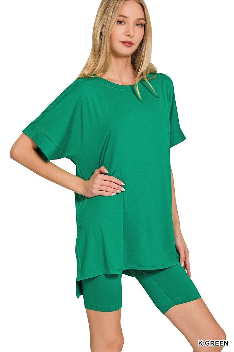 BRUSHED DTY MICROFIBER ROUND-NECK TOP & BIKER SHORTS