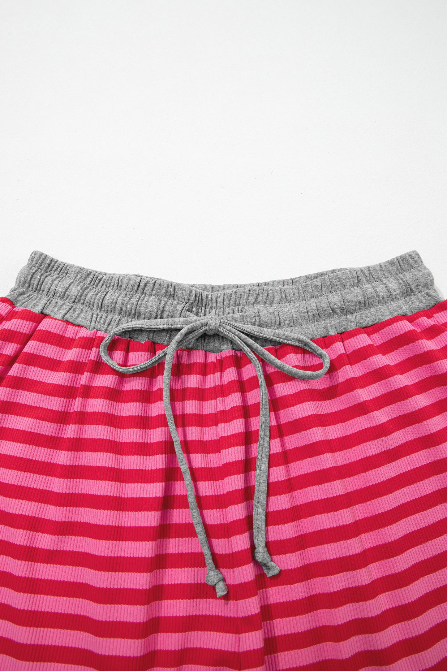 Rose Stripe Contrast Elastic Waist Casual Ribbed Shorts