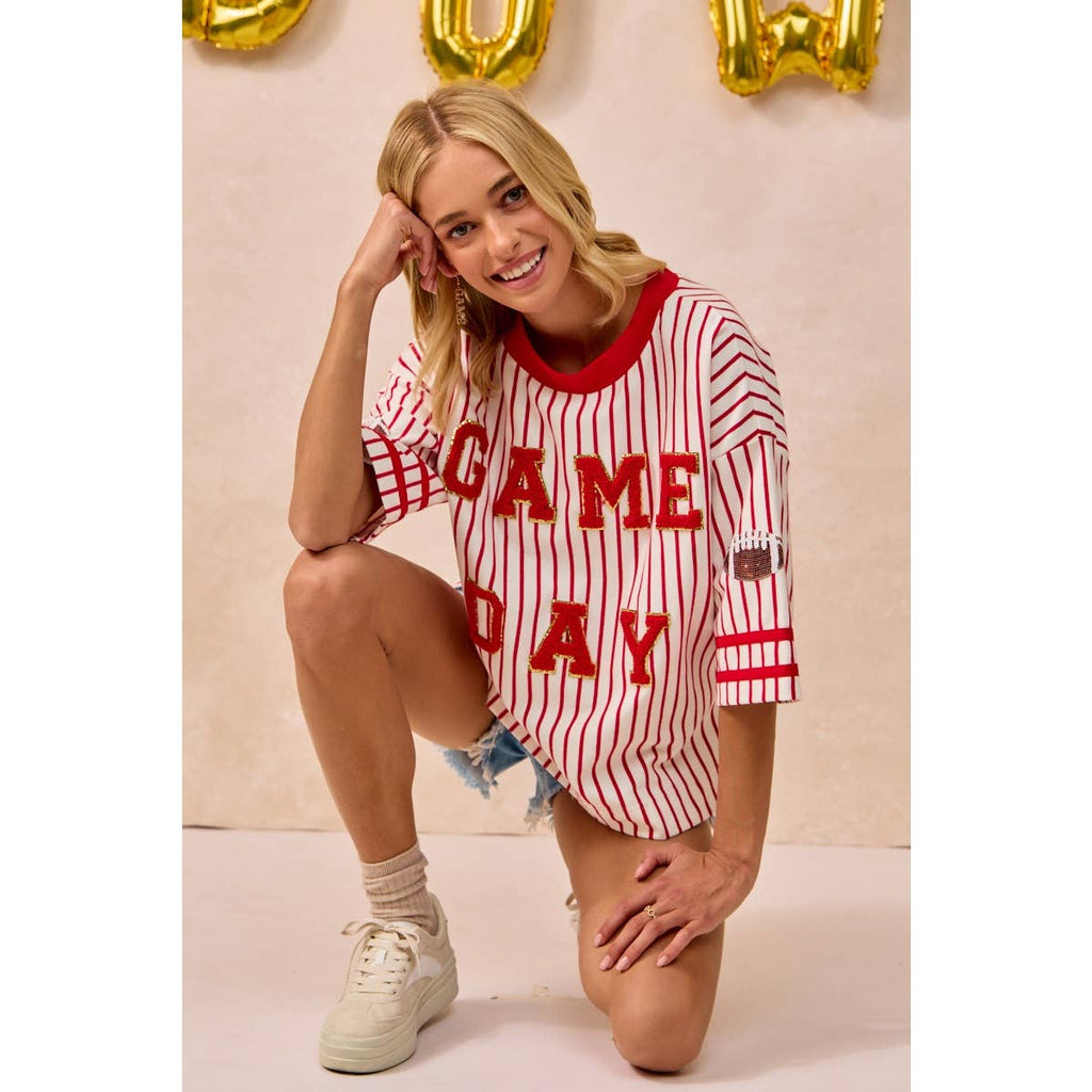 GAMEDAY THEME STRIPE KNIT TOP WITH SLEEVE PATCHED