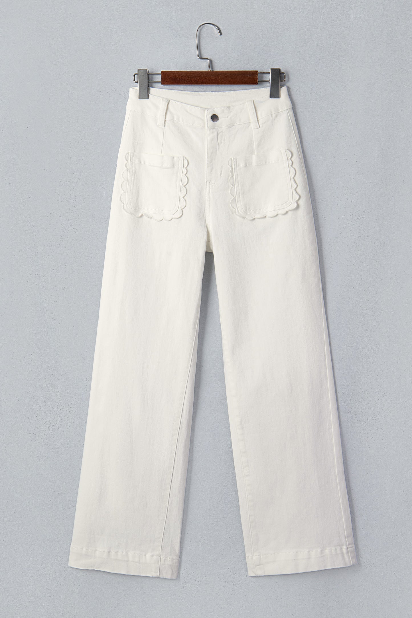 Scalloped Patch Pocket Shift Jeans