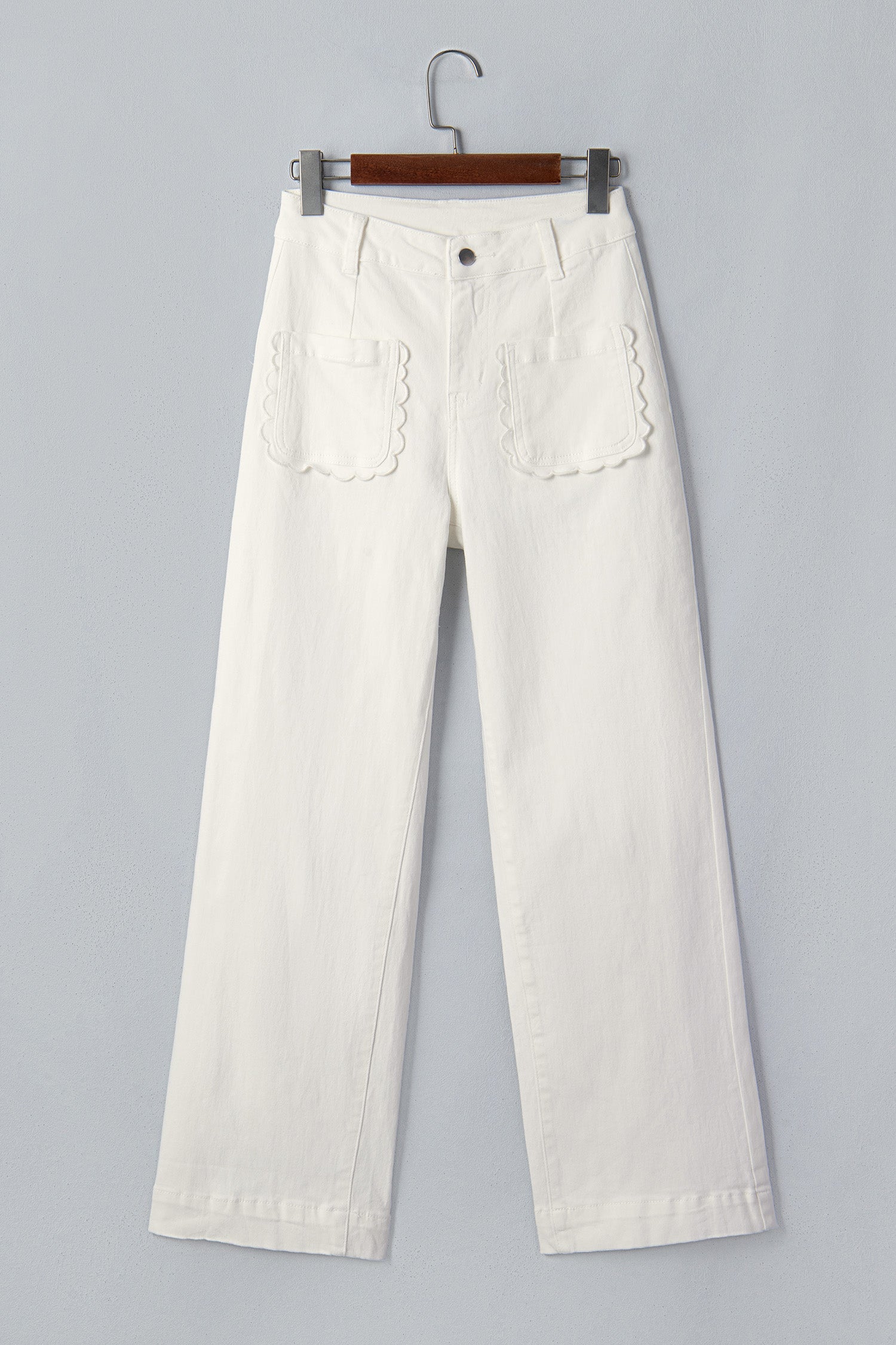 Scalloped Patch Pocket Shift Jeans