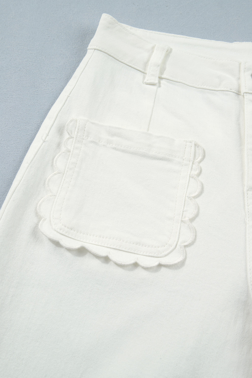 Scalloped Patch Pocket Shift Jeans