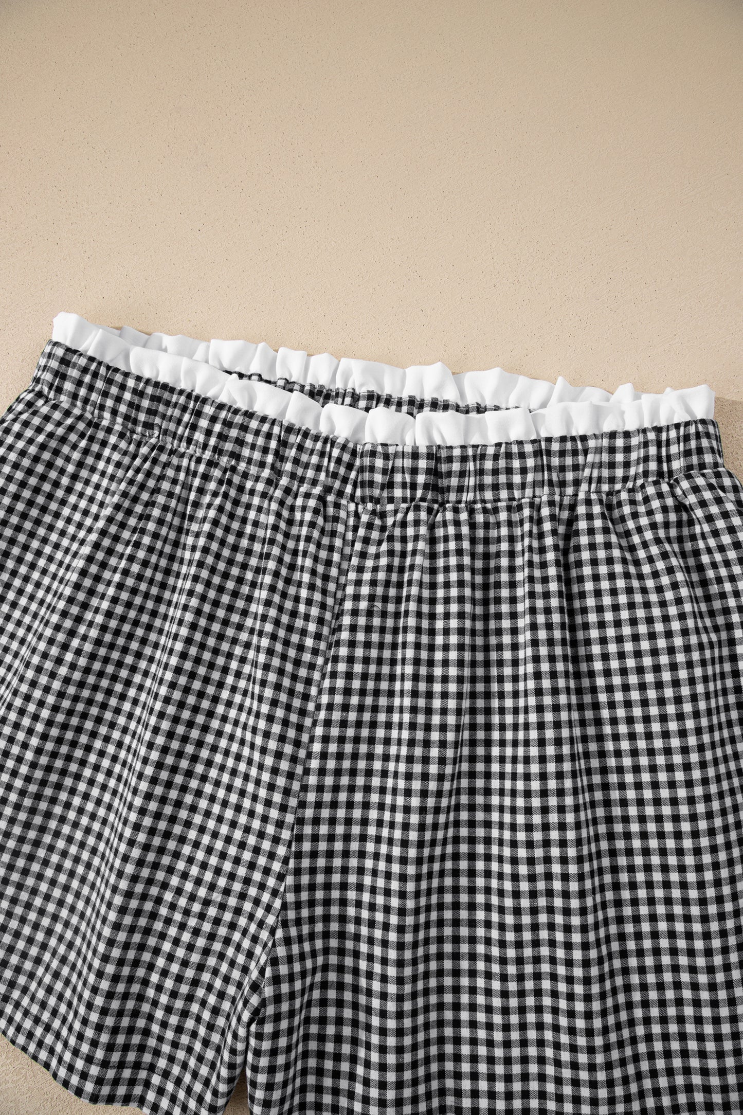 Contrast Trim Plaid Print Plus Size Shorts