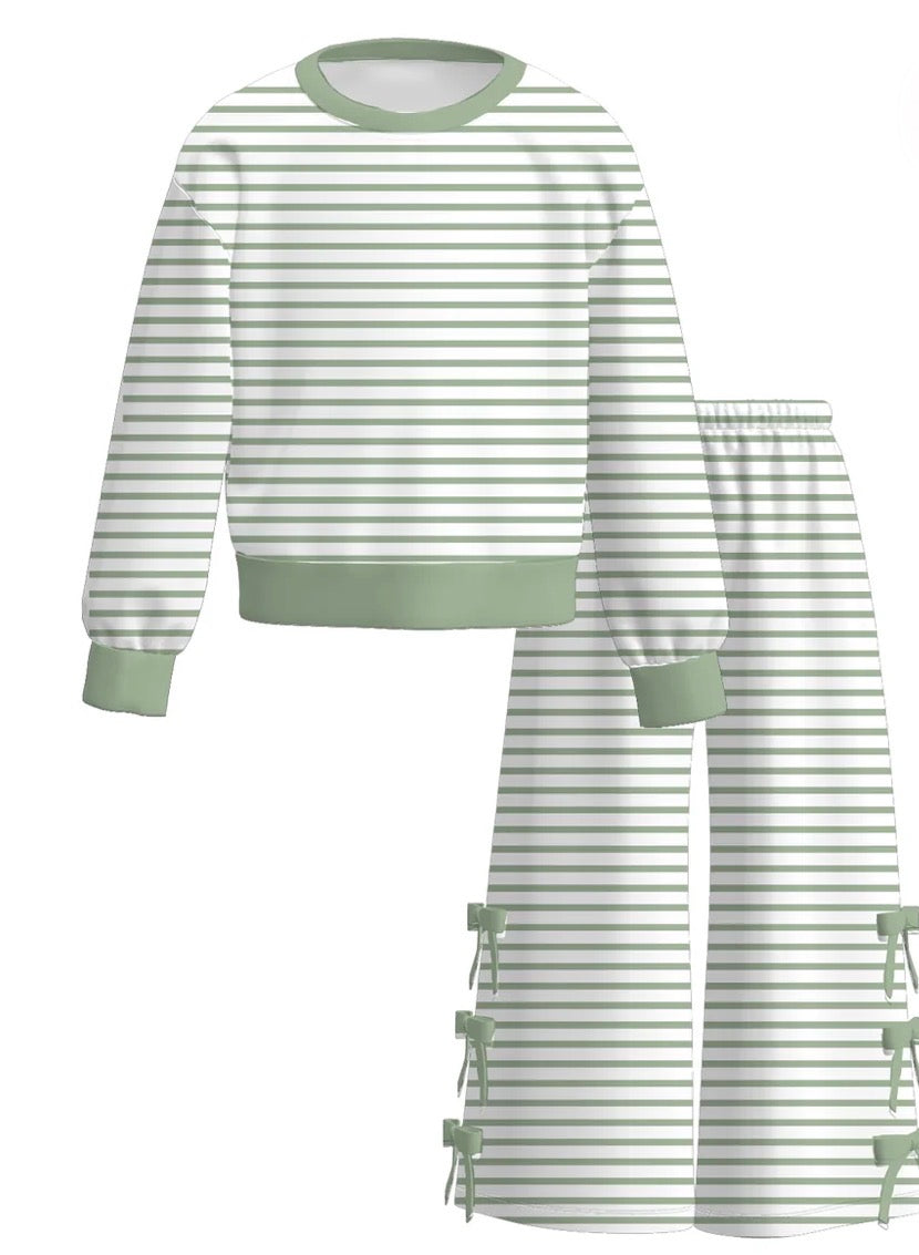PREORDER: Girls Stripe Print Bow Outfit Set