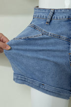 Ivy Seam Detail Pocketed Cuffed Hem Denim Shorts
