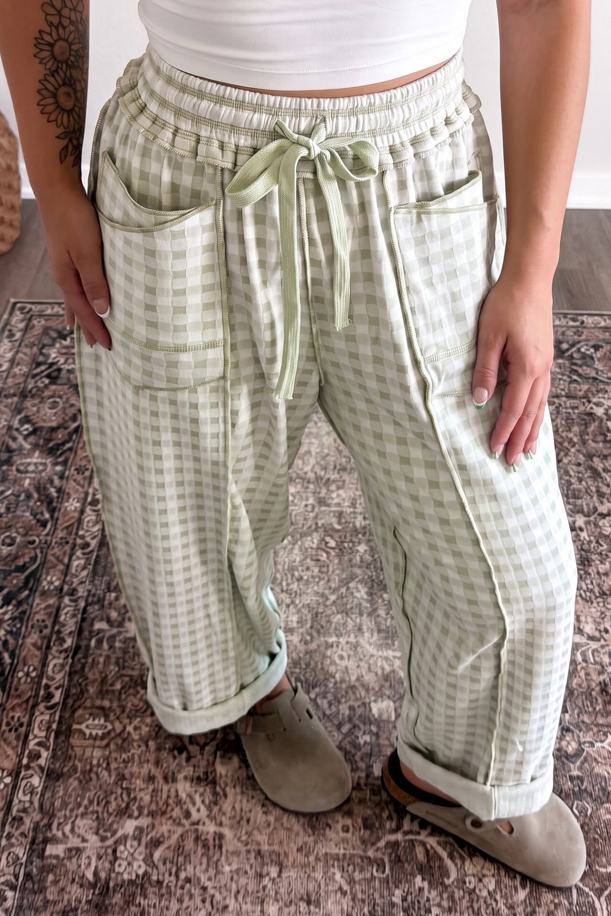 Plaid contrast trim drawstring elastic waist shift pants from Dear-Lover with stylish pattern and relaxed fit, perfect for casual wear.