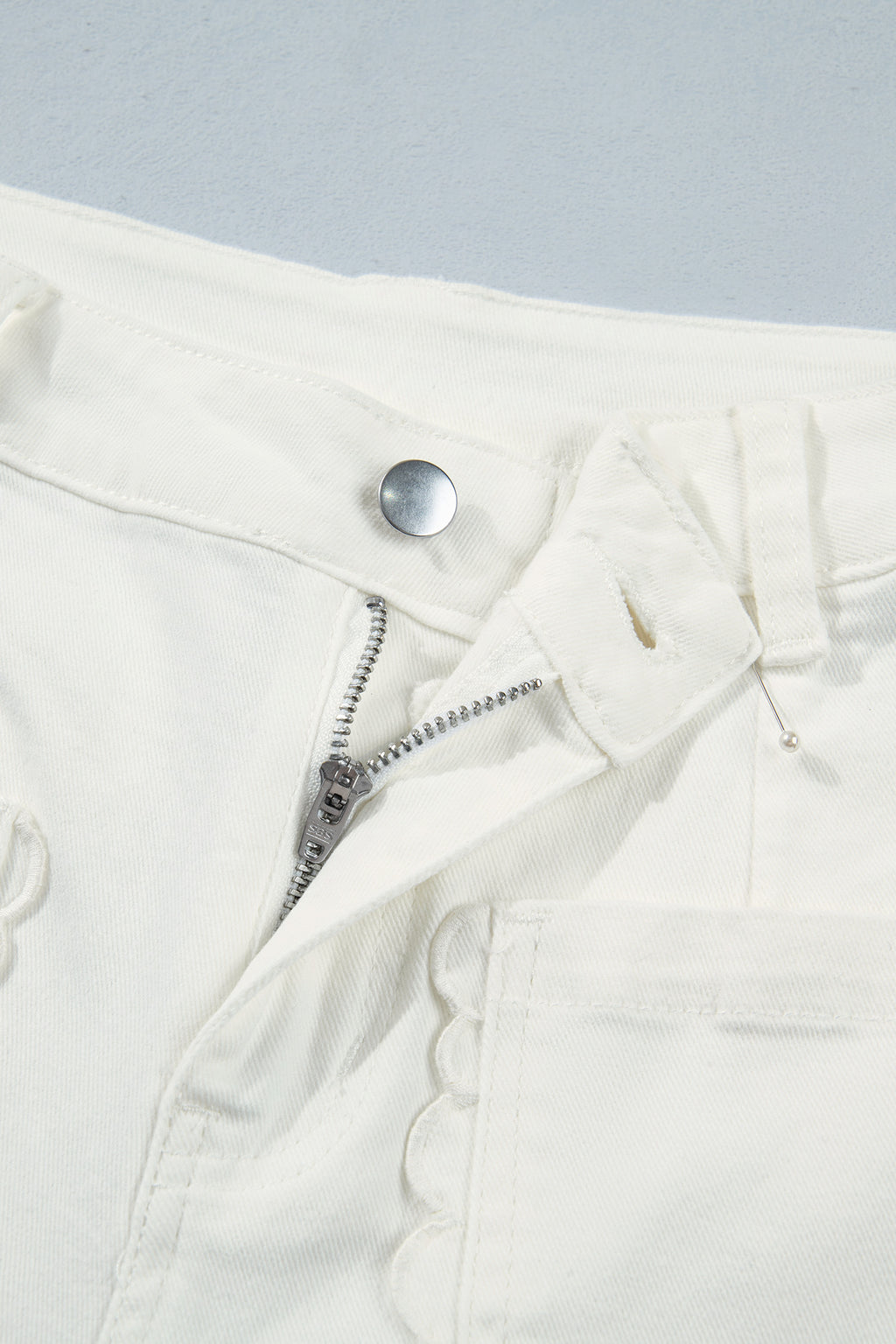 Scalloped Patch Pocket Shift Jeans