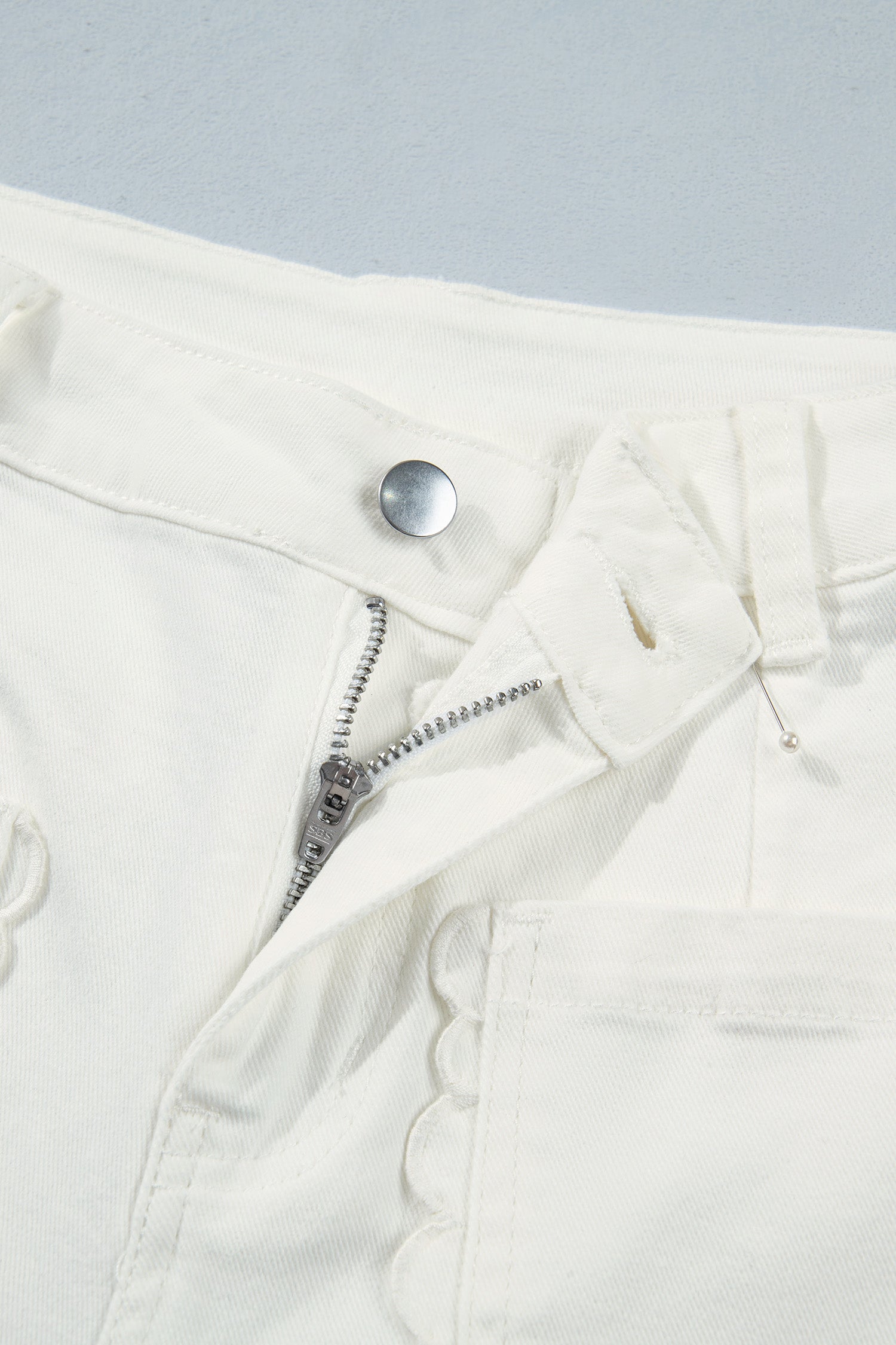 Scalloped Patch Pocket Shift Jeans