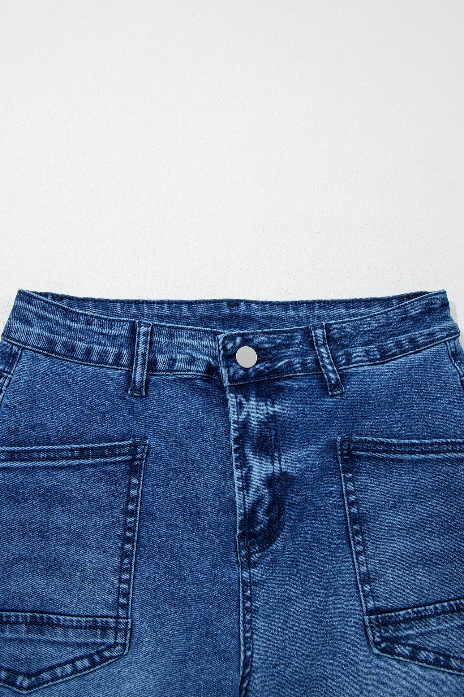 Frayed Cropped Straight Jeans
