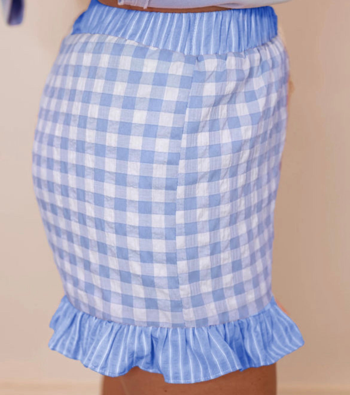 Ruffle Shorties
