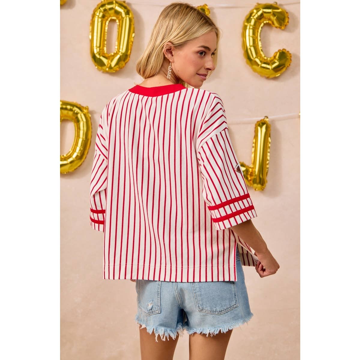 GAMEDAY THEME STRIPE KNIT TOP WITH SLEEVE PATCHED