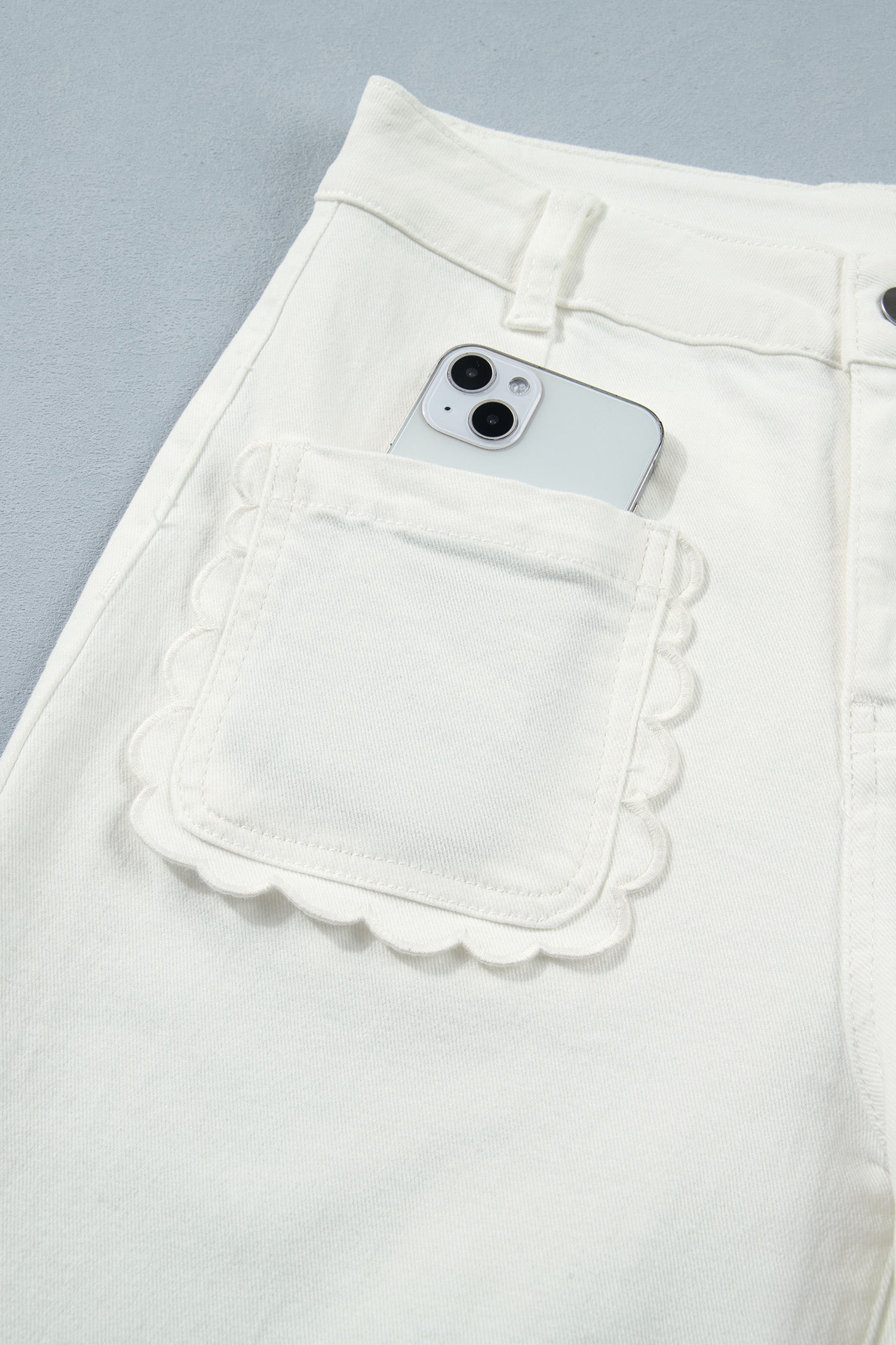 Scalloped Patch Pocket Shift Jeans