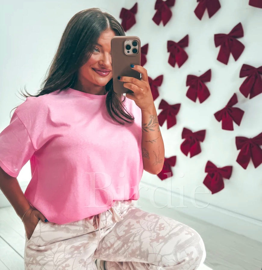 Relaxed Boyfriend Tee in Pink