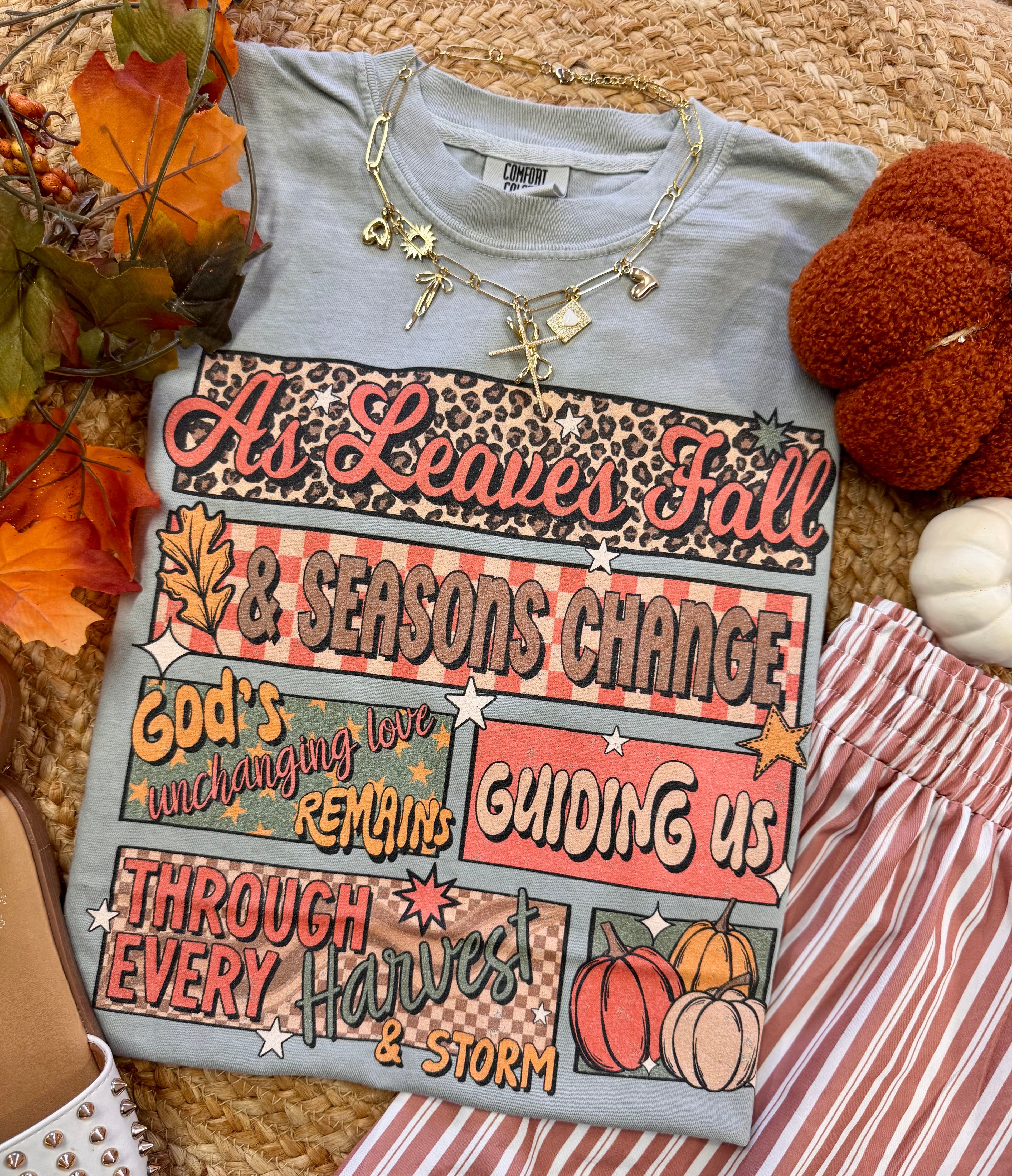 God’s Love Remains Fall Tee