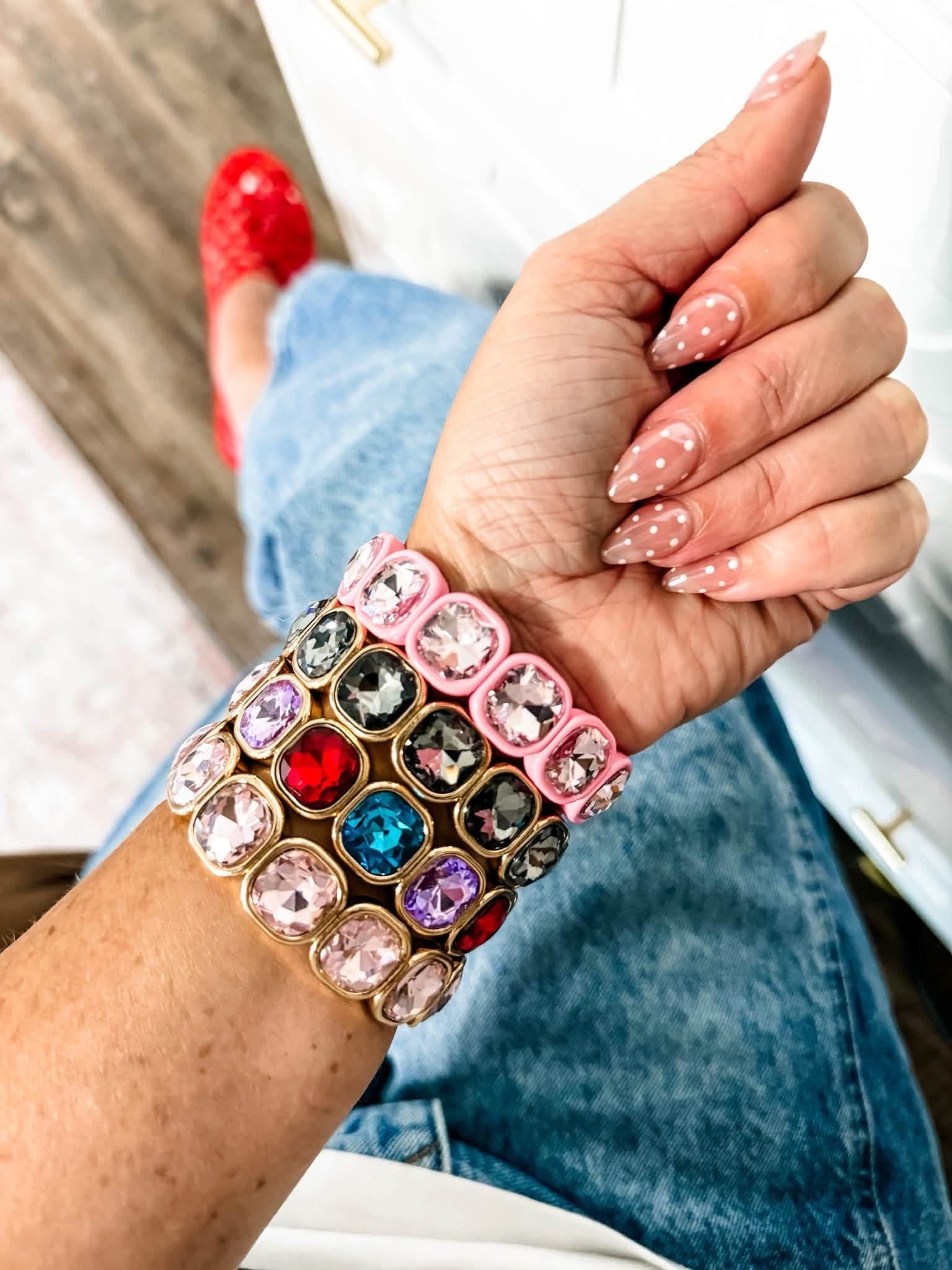 MAIN CHARACTER BRACELET - ETA 8/20