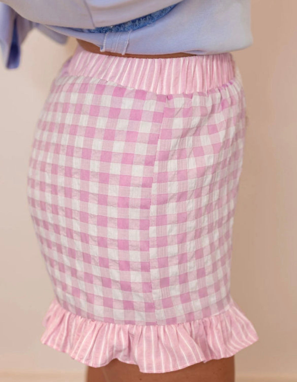 Ruffle Shorties