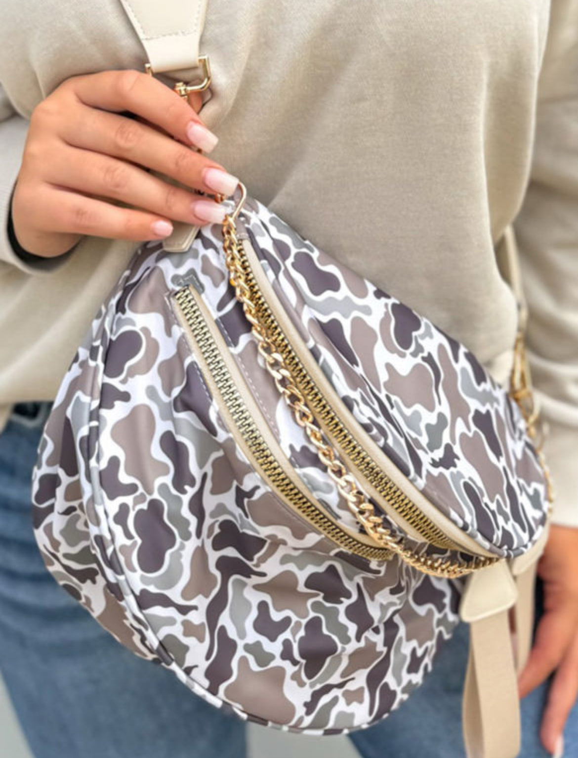 Camo crossbody bags