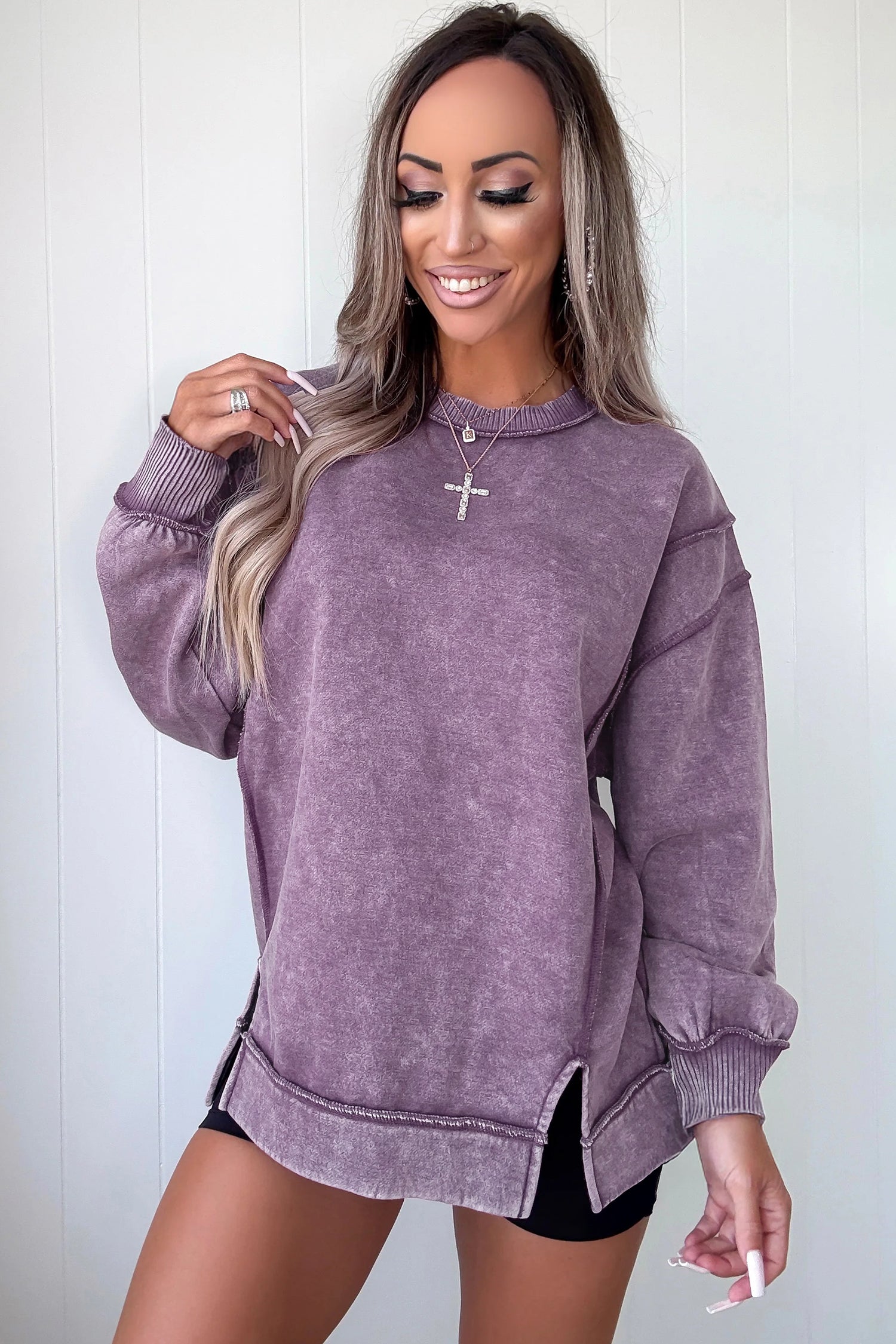 Mineral Wash Exposed Seam Side Slit Sweatshirt