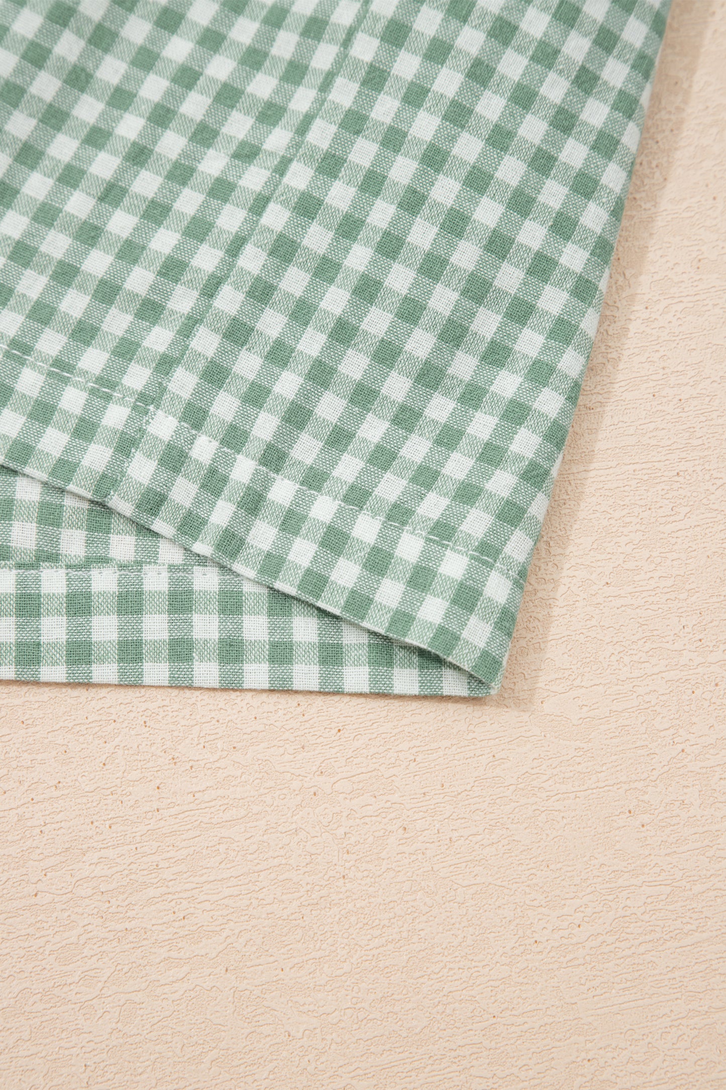 Contrast Trim Plaid Print Plus Size Shorts