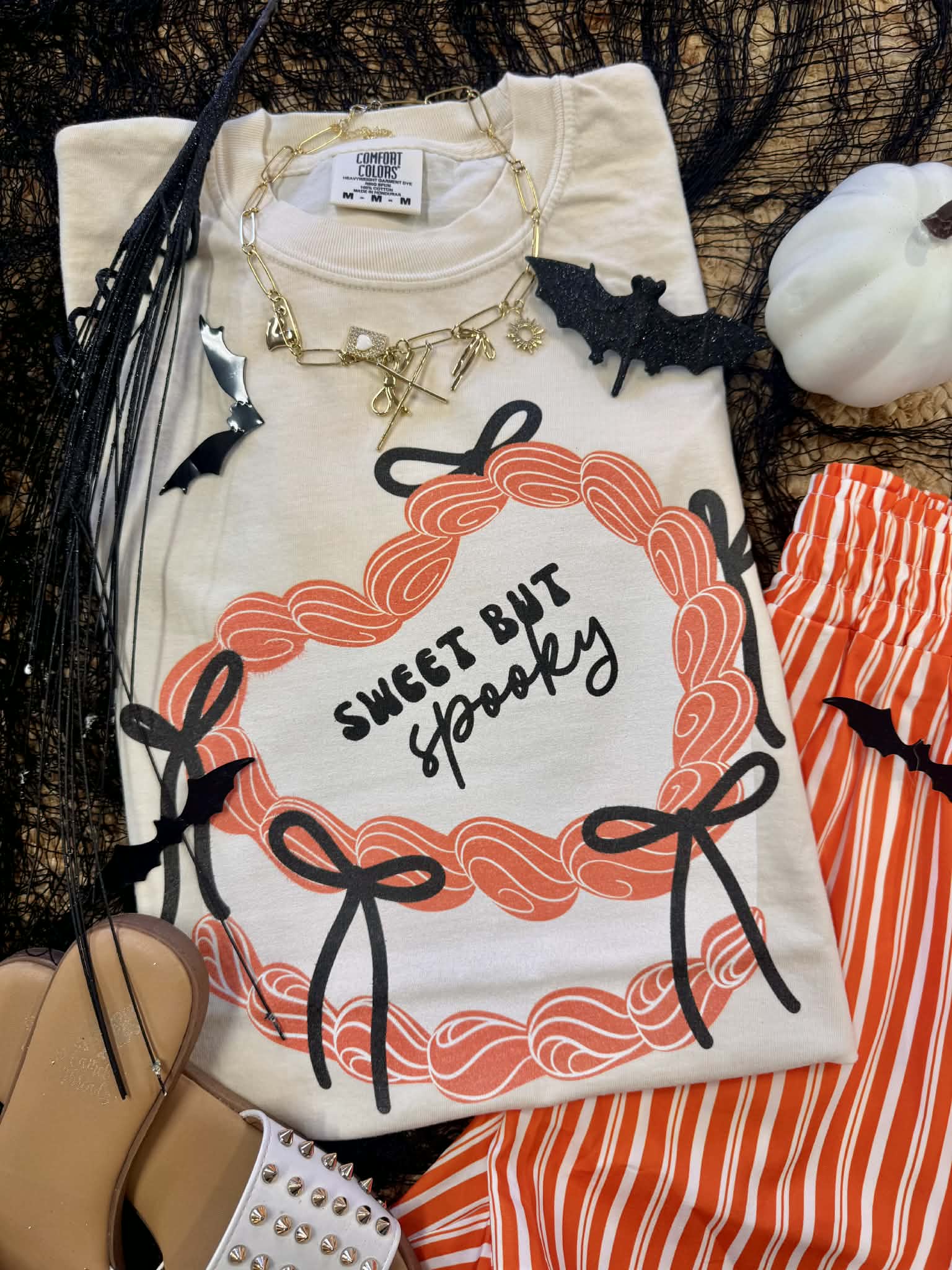 SWEET BUT SPOOKY CAKE TEE