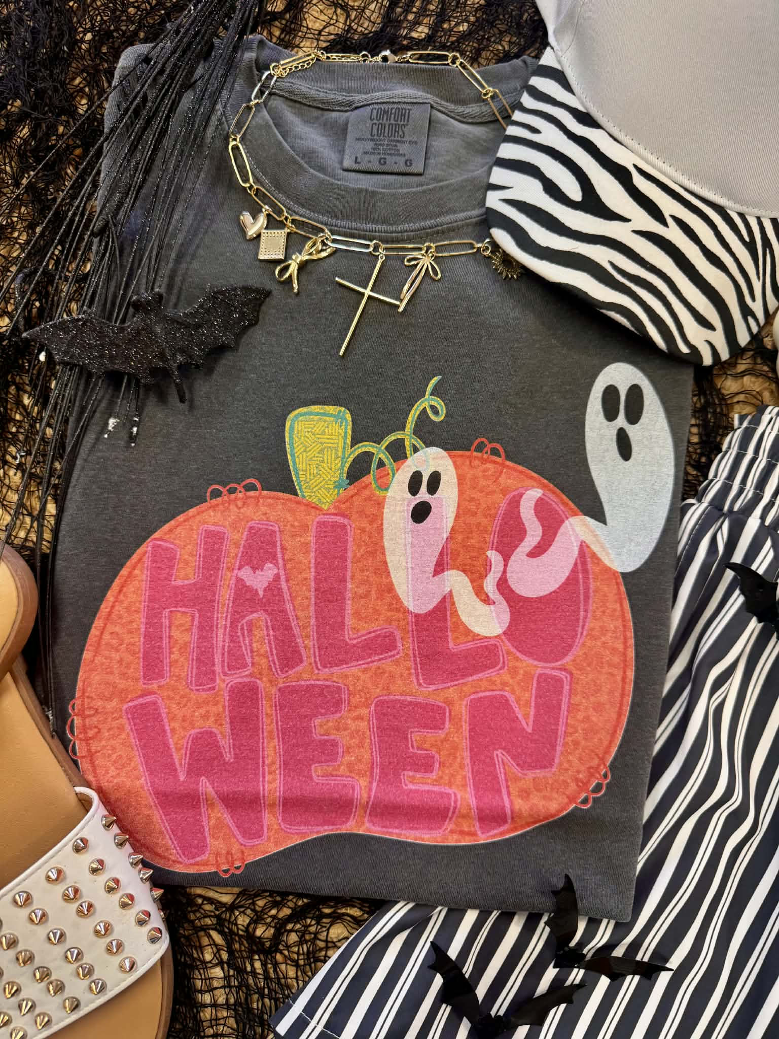 HALLOWEEN GHOSTS & LEOPARD PUMPKIN TEE