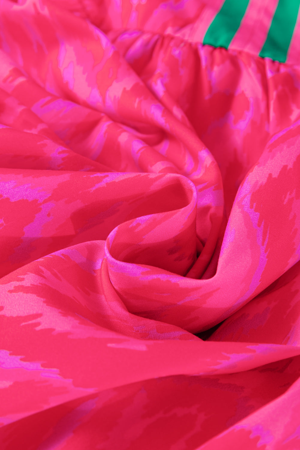 White Allover Print Contrast Split Neckline Short Puff Sleeve Curvy Dress