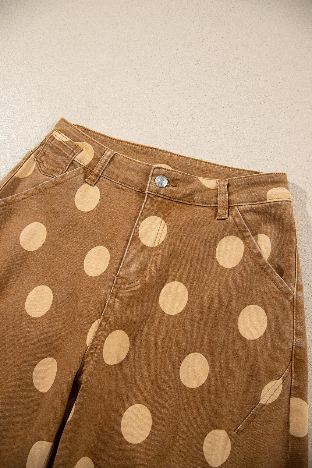Polka dot ankle-length casual jeans with metal buttons from Dear-Lover featuring a relaxed fit and stylish design.