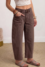 Square patch pocket ankle-length barrel jeans by Dear-Lover, featuring a stylish fit and classic denim design.