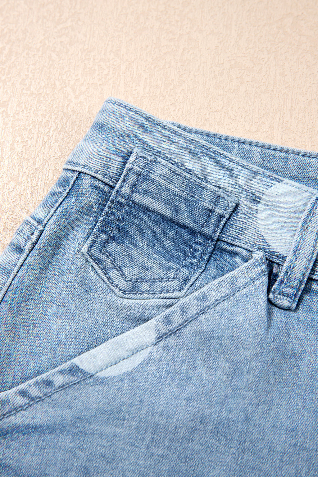 Polka dot ankle-length casual jeans with metal buttons from Dear-Lover, featuring a relaxed fit and stylish design.