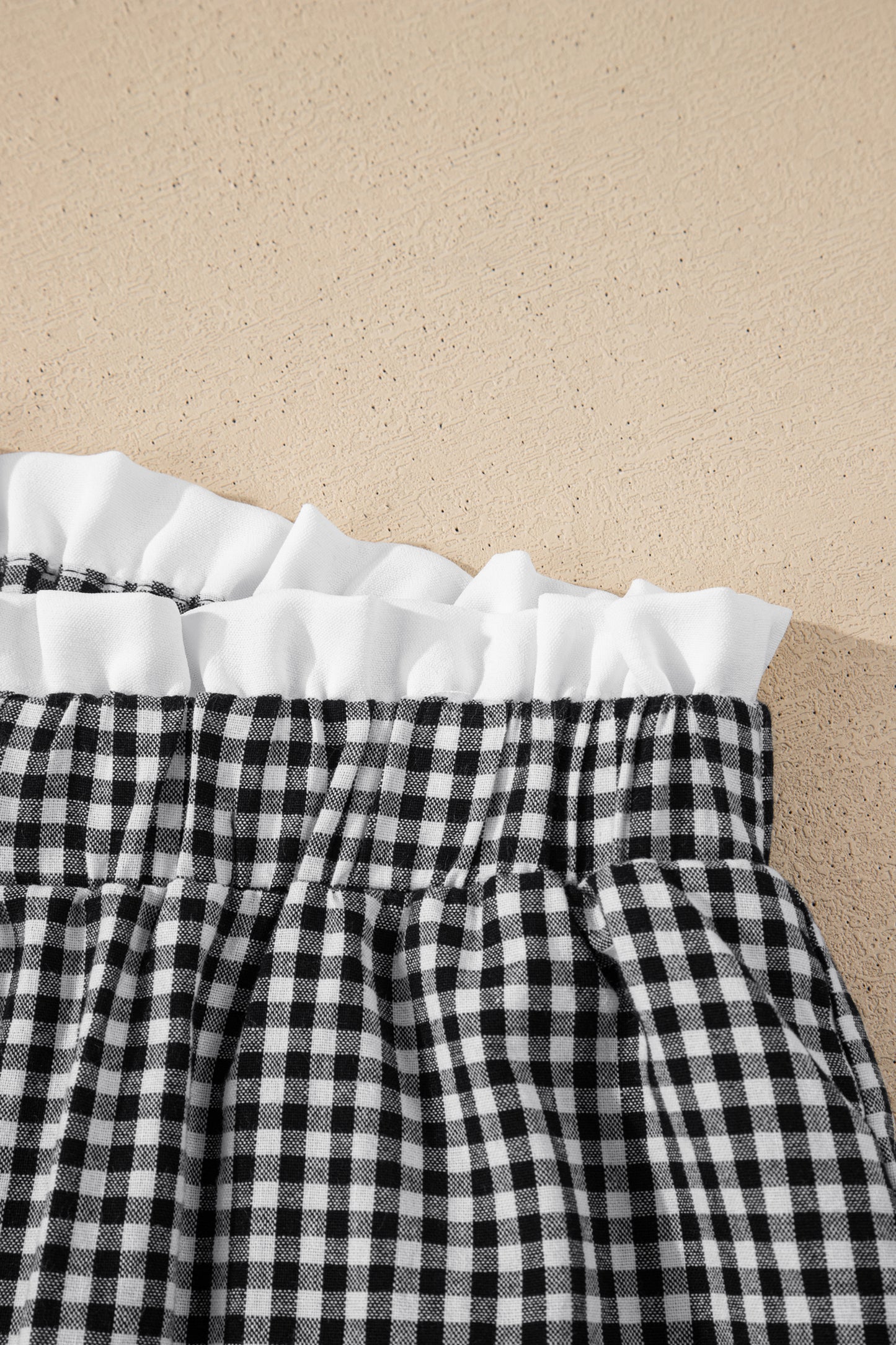 Contrast Trim Plaid Print Plus Size Shorts