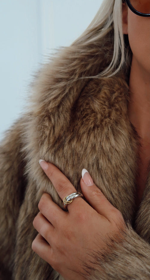 Elegant Amelia ring by Chansuttpearls featuring a sparkling pearl centerpiece and delicate gold band.