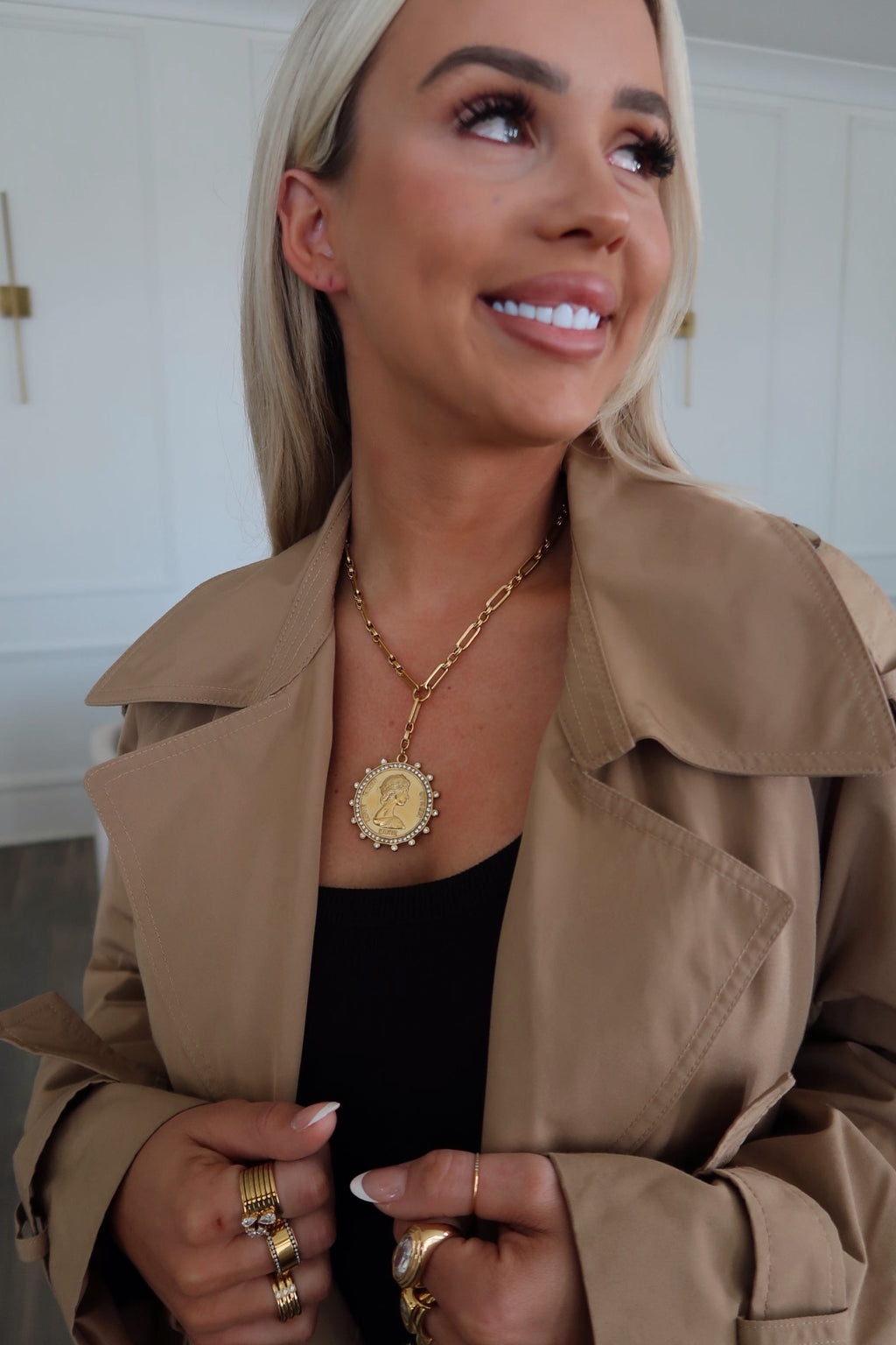 Chansuttpearls lariat coin necklace featuring a delicate chain with coin pendants, stylish jewelry for elegant occasions.