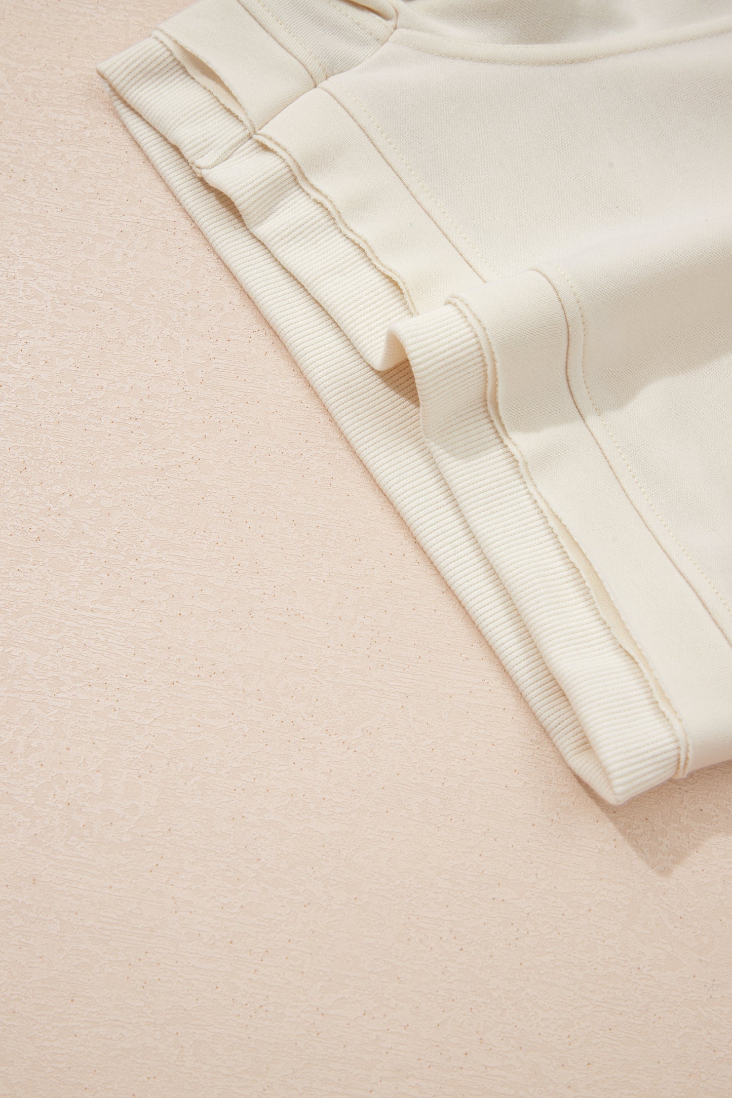 Jet Stream Solid Color Contrast Textured Patchwork Raw Edge 2pcs Short Set