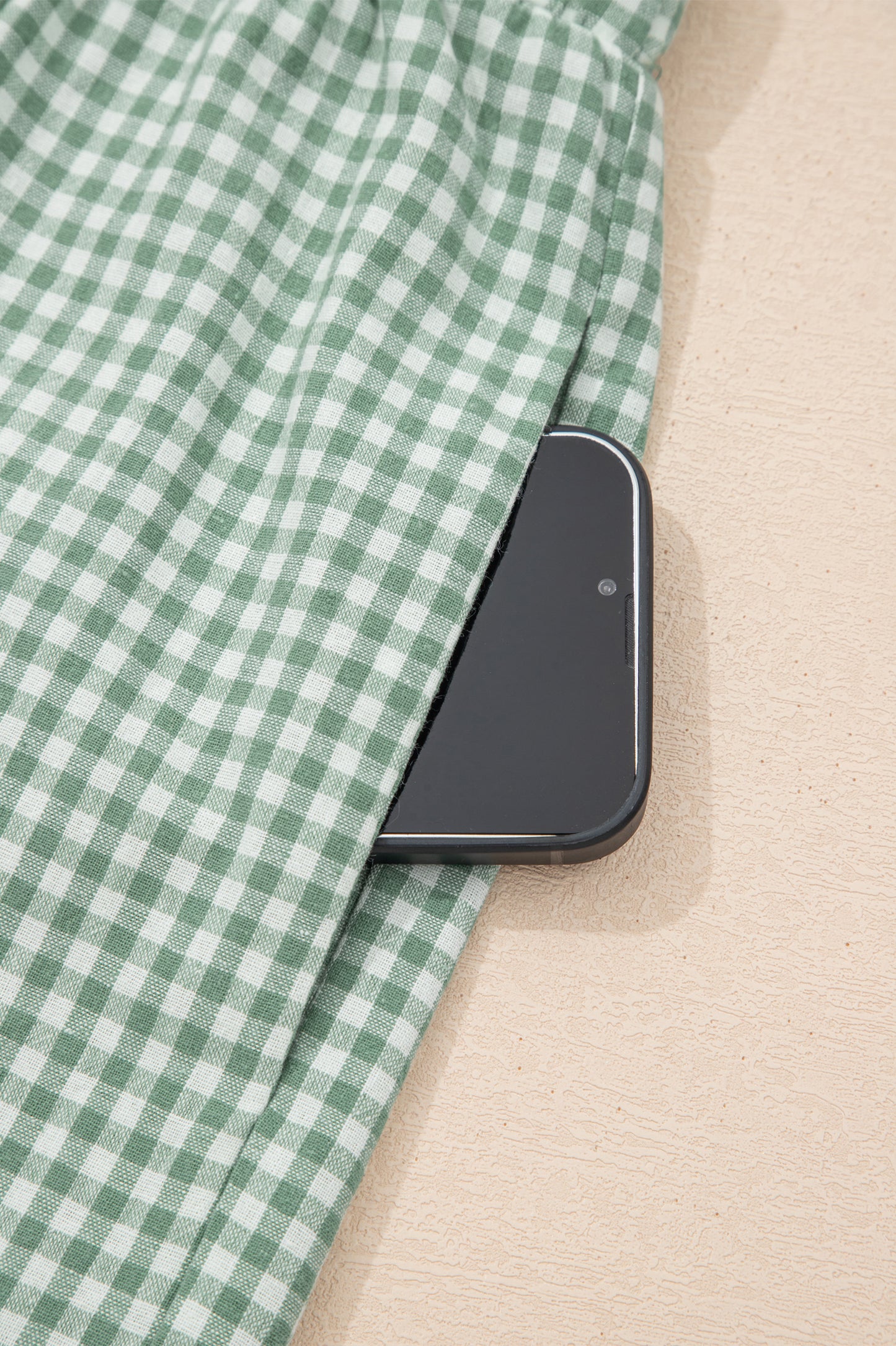 Contrast Trim Plaid Print Plus Size Shorts