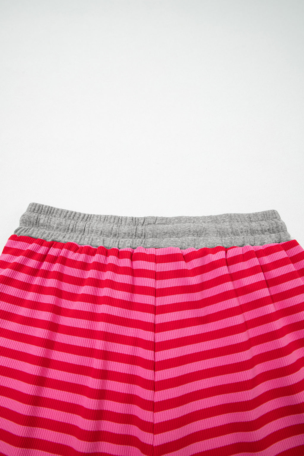 Dear-Lover Rose Stripe Contrast Elastic Waist Casual Ribbed Shorts, lightweight polyester and elastane, featuring a stylish rose stripe design.