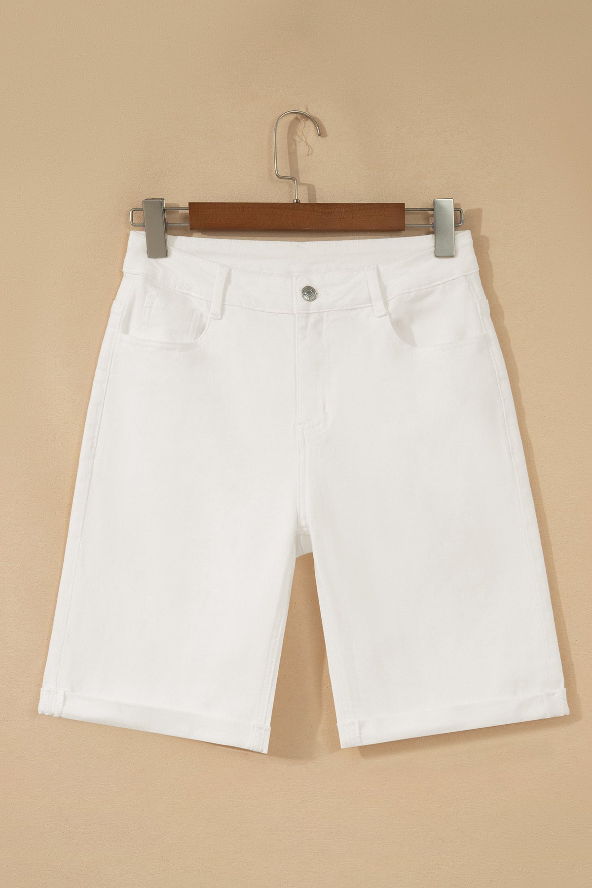 White solid color denim Bermuda shorts with rolled cuffs from Dear-Lover, made of 98% cotton and 2% elastane, casual bottom wear.