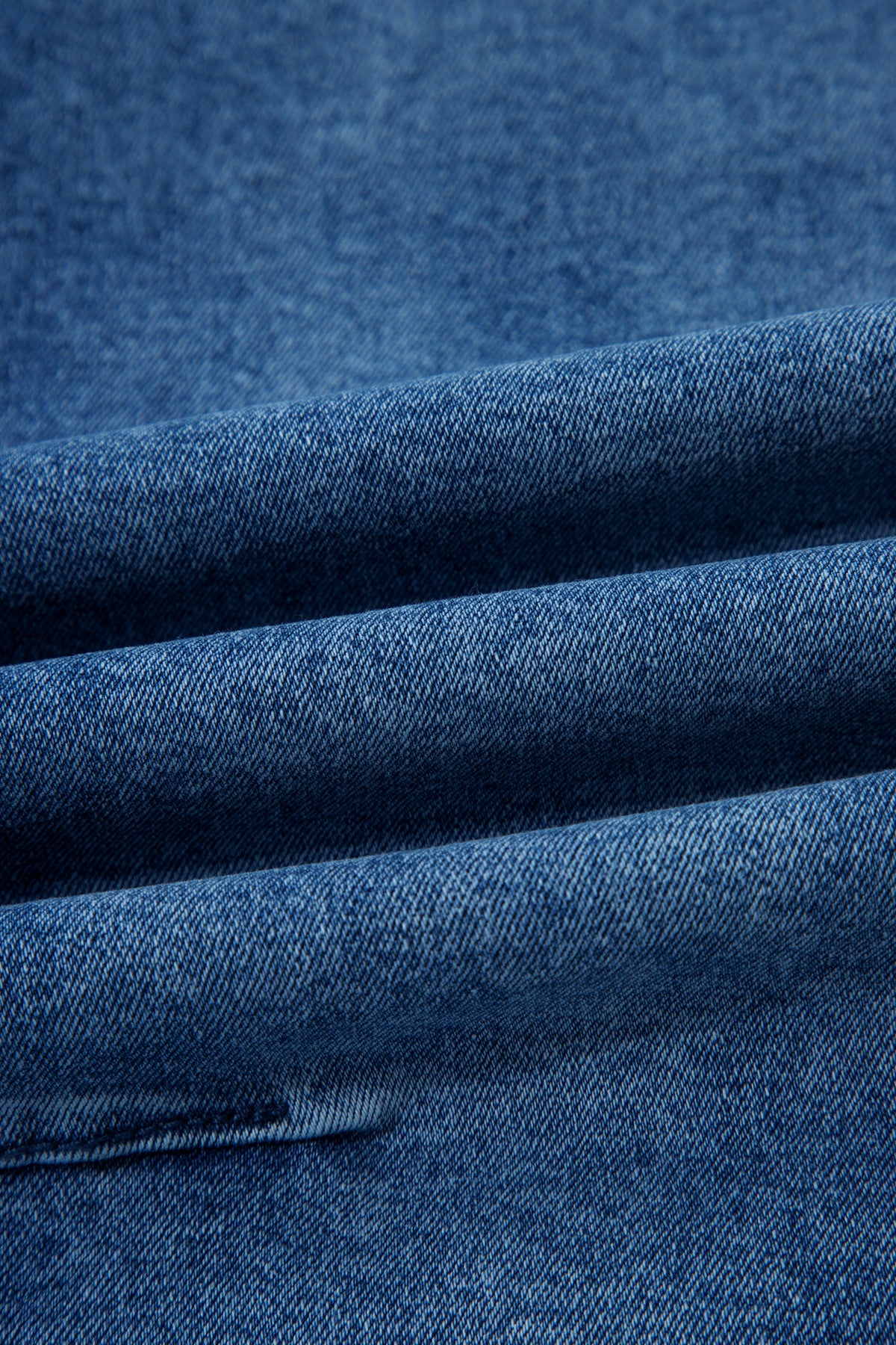 Dear-Lover Cropped Straight Jeans with frayed hem, blue denim, cotton blend, and a relaxed fit for casual wear.