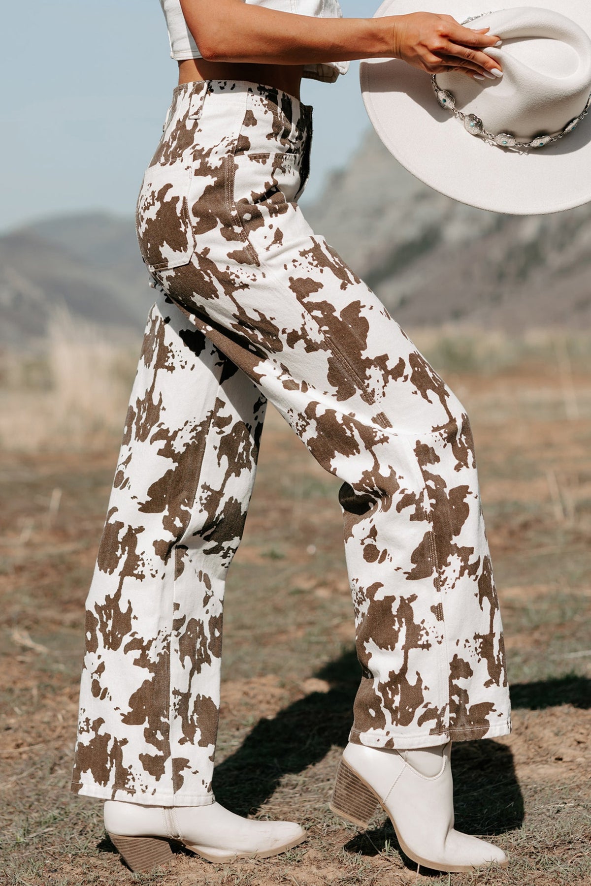 Brown abstract pattern Western-style jeans by Dear-Lover Dropshipping with a regular fit and full-length design.