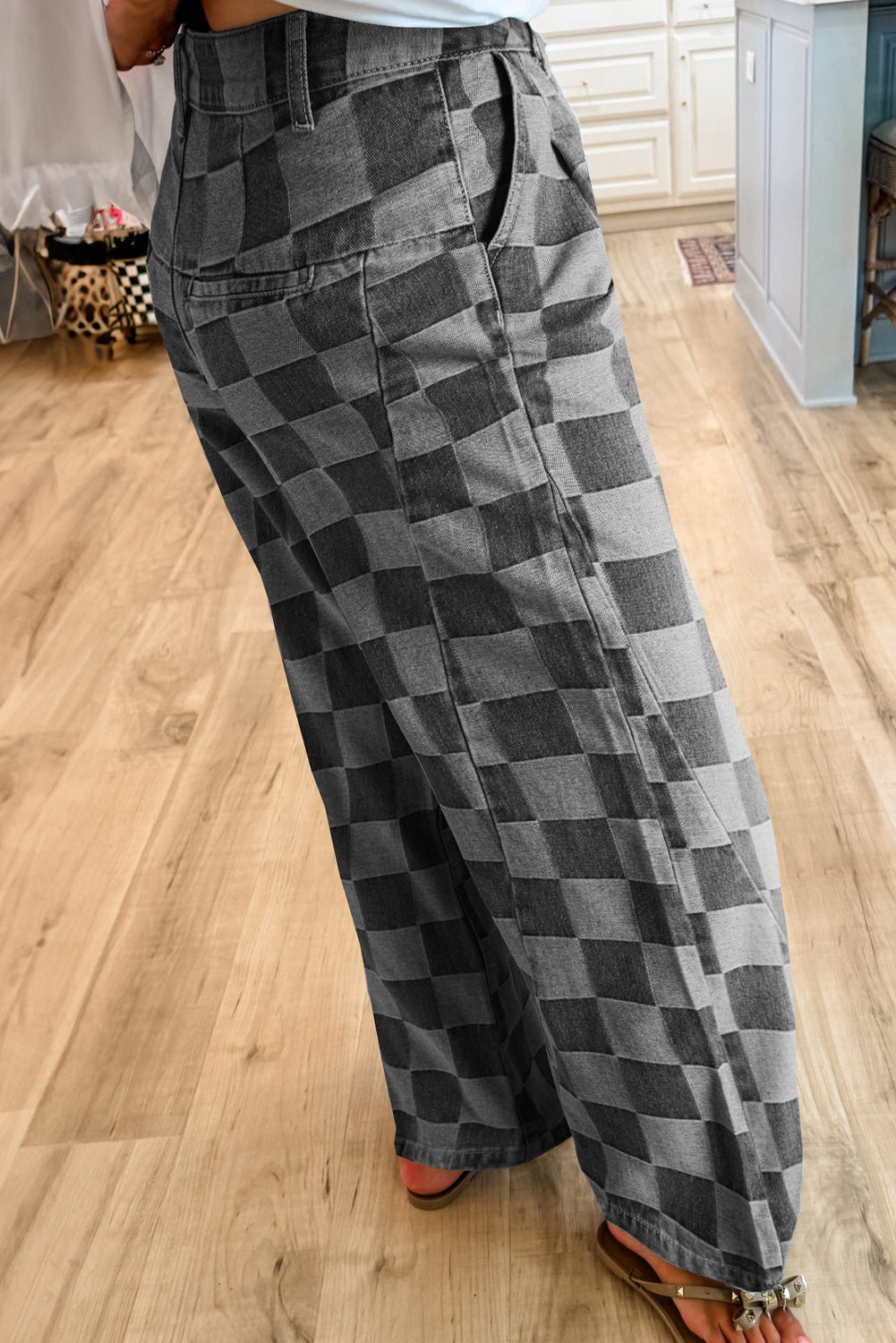 Dark grey checkered denim wide-leg jeans from Dear-Lover Dropshipping, featuring a stylish pattern and relaxed fit.
