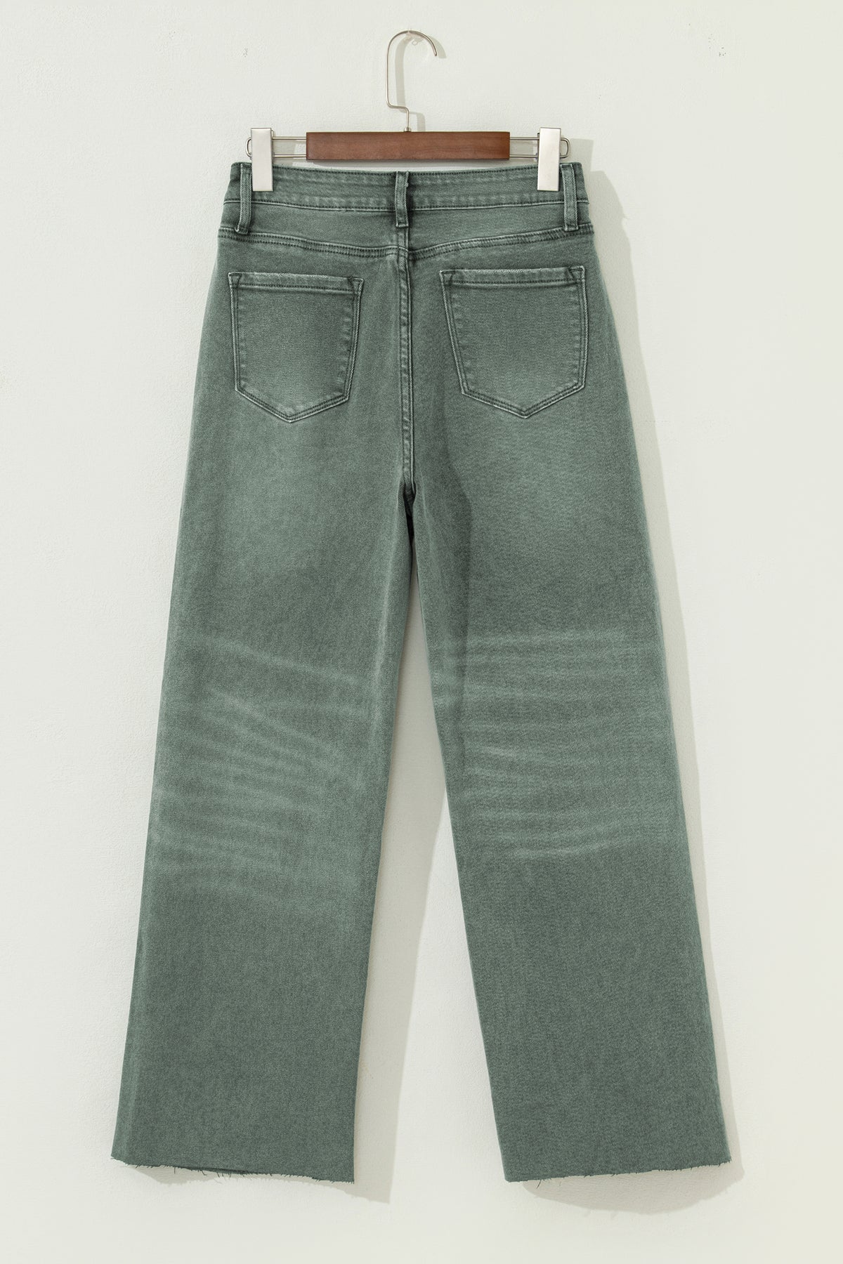 Four Leaf Clover raw edge wide-leg jeans by Dear-Lover Dropshipping, distressed cotton and elastane bottoms with relaxed fit.
