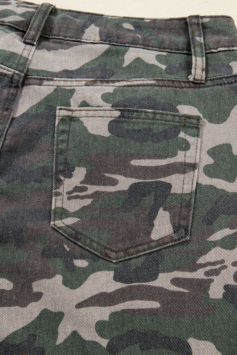 Green camo denim cargo wide-leg pants for women, featuring pockets and relaxed fit, from Dear-Lover Dropshipping.