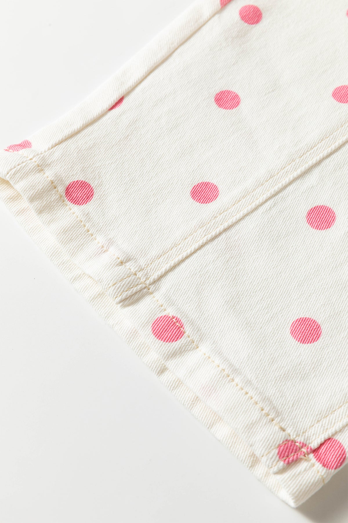 Pink polka dot print barrel jeans with seam details from Dear-Lover Dropshipping, made of cotton, polyester, and elastane for a comfortable fit.
