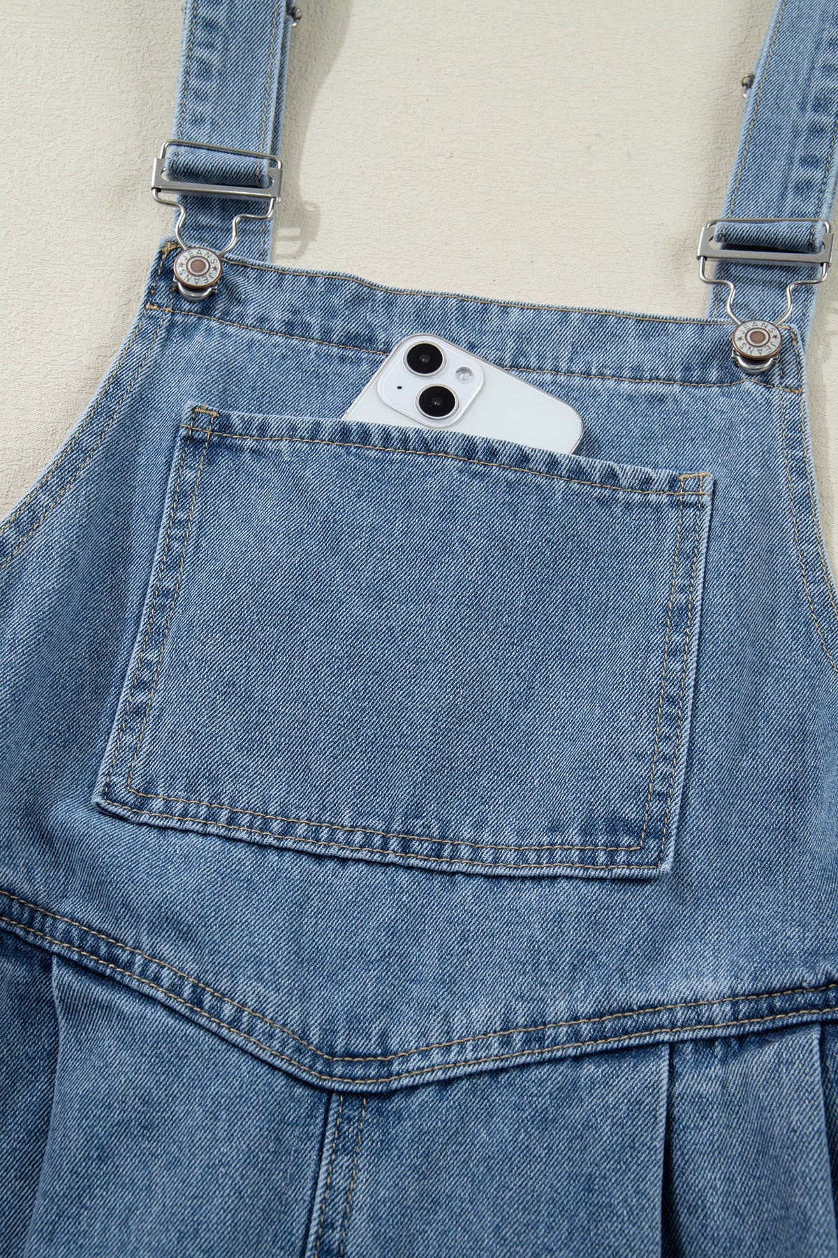 Dusk blue pleated wide-leg denim jumpsuit with retro pockets, casual style, from Dear-Lover Dropshipping.