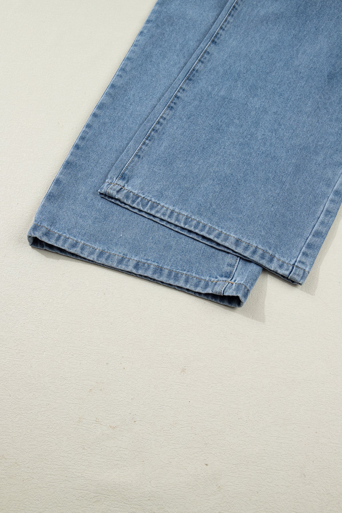 Dusk blue pleated wide-leg denim jumpsuit with retro pockets, from Dear-Lover, made of cotton, polyester, and viscose fabric.