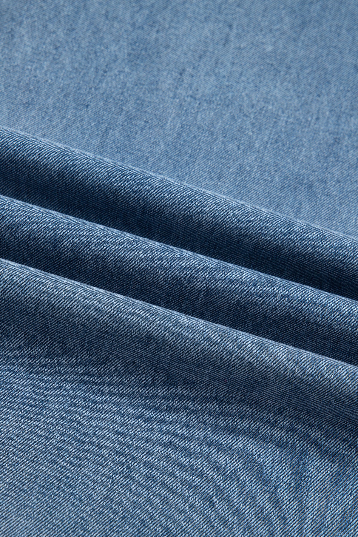 Dusk blue pleated wide leg denim jumpsuit with retro pockets, from Dear-Lover, made of cotton, polyester, and viscose fabric.