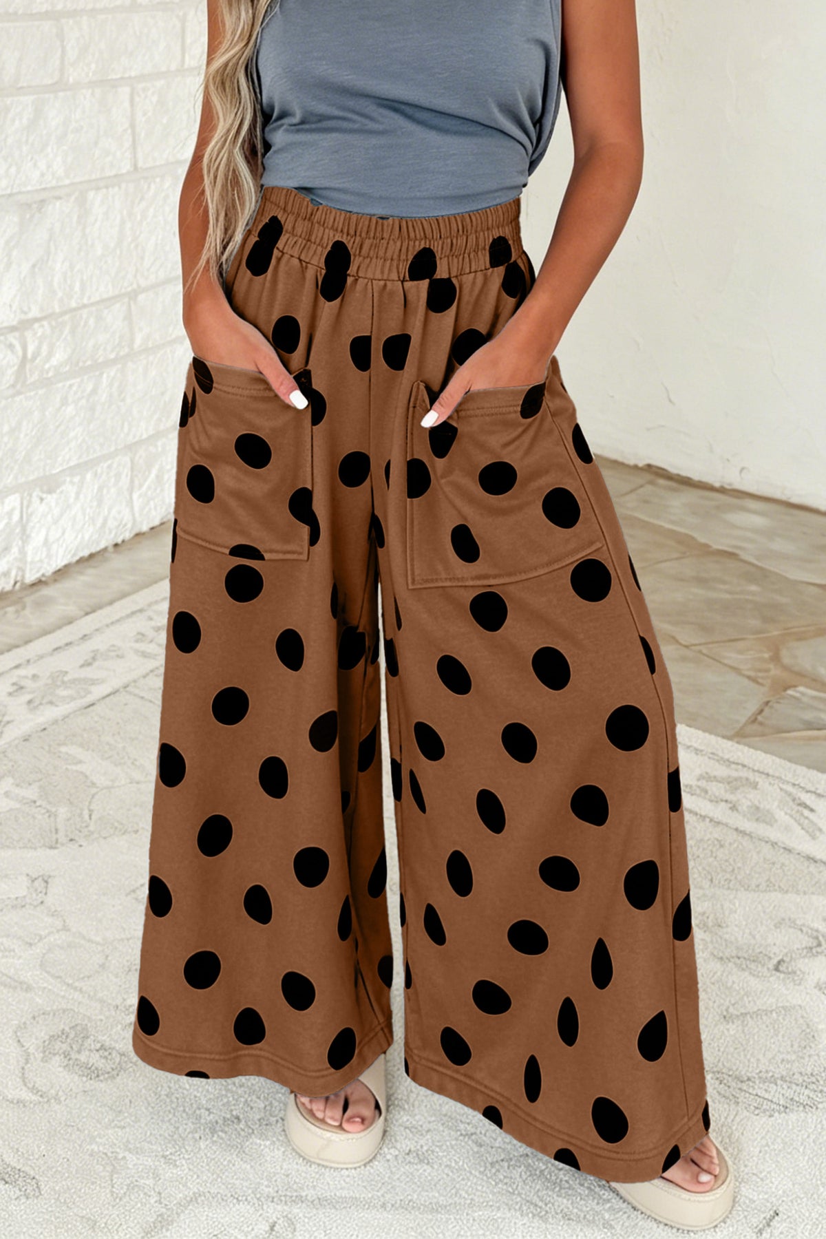 Brown polka dot wide-leg casual pants with elastic waist, made of polyester and elastane, by Dear-Lover Dropshipping.