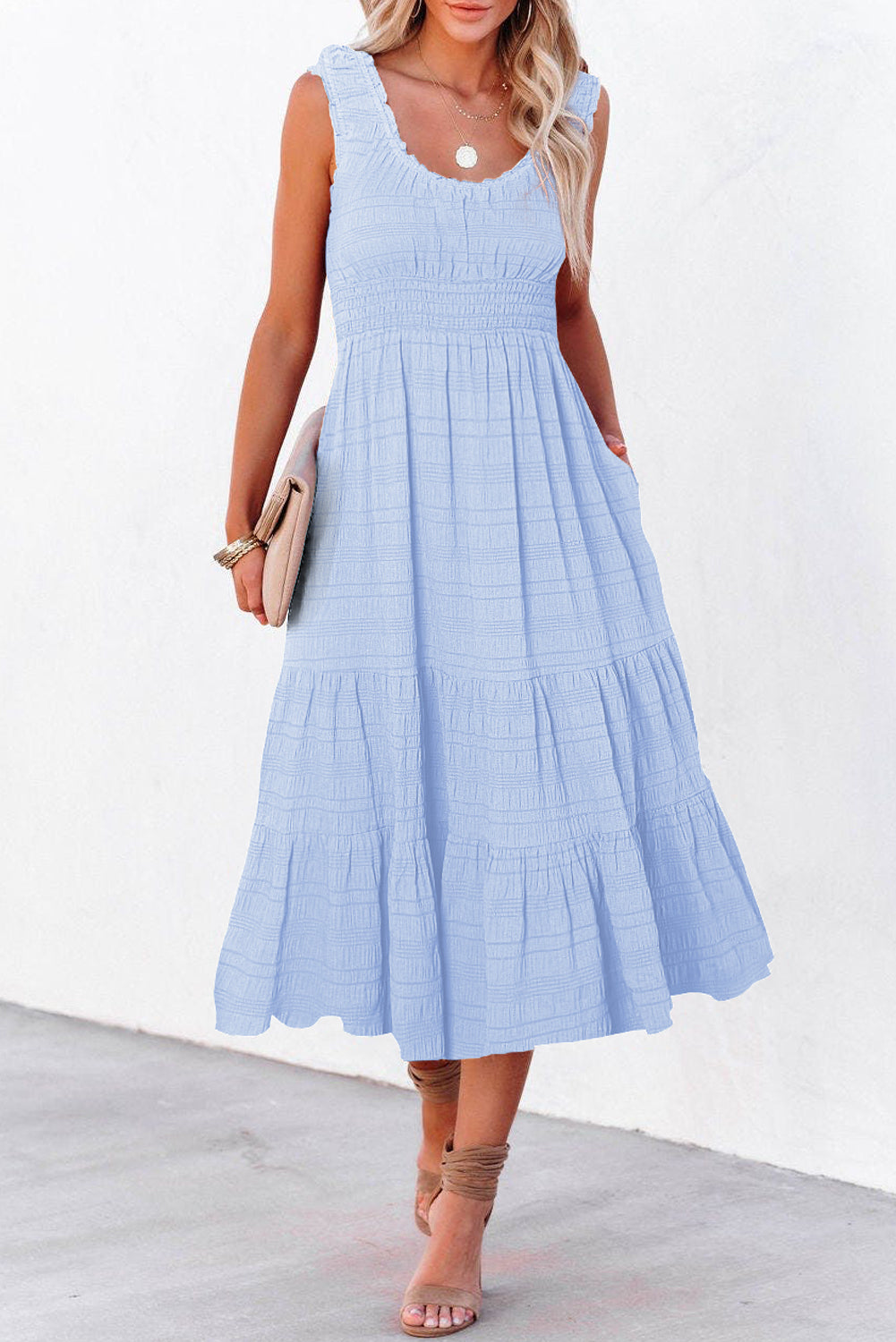 Green Dear-Lover sleeveless midi dress with shirred pleats and square neckline, made of polyester and elastane, in a classic design.