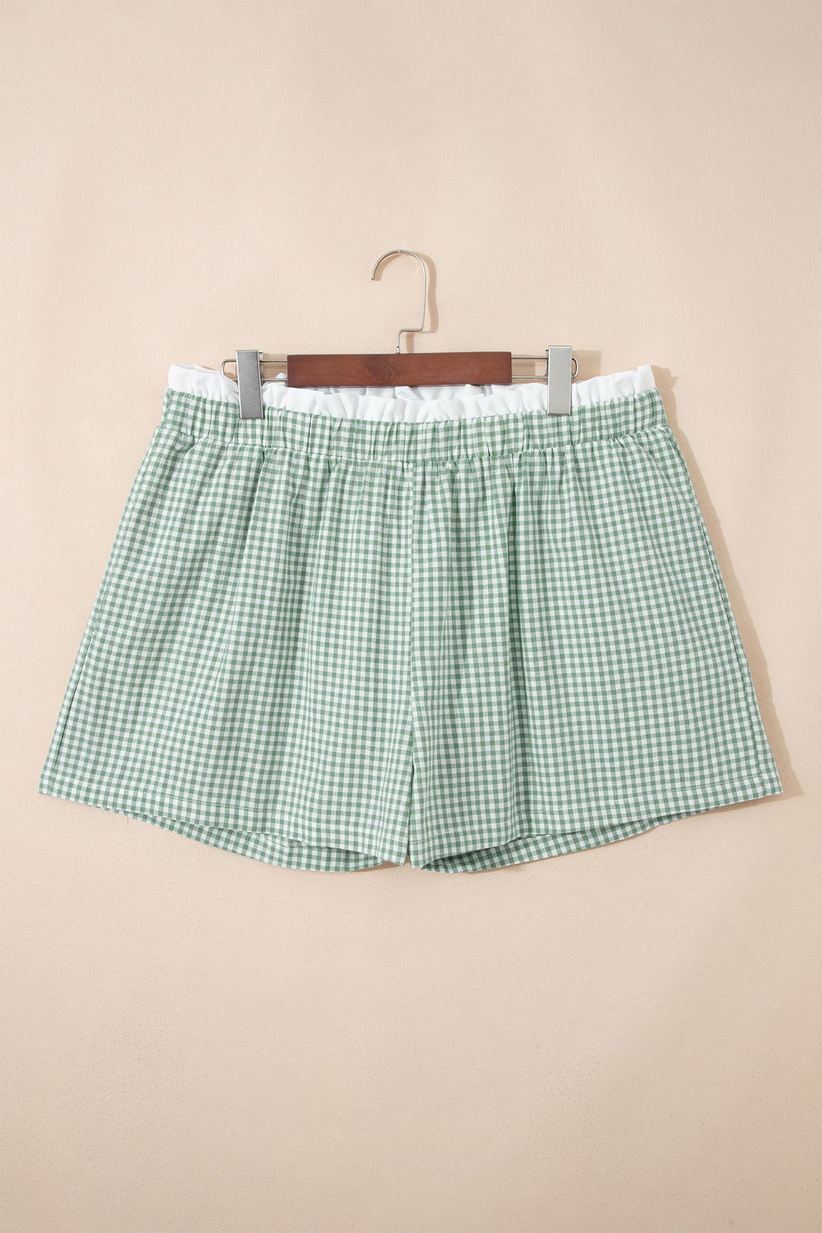 Plus size red plaid print shorts with contrast trim from Dear-Lover, made of 100% cotton, designed for a comfortable fit.